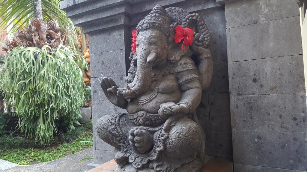 Dimuwa Ubud Luaran gambar