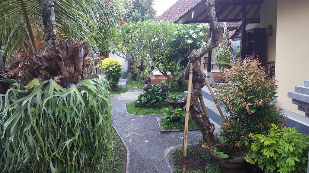 Dimuwa Ubud Luaran gambar
